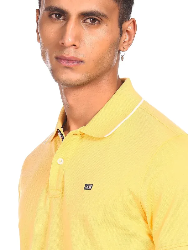 Arrow cotton slim fit yellow plain t shirt