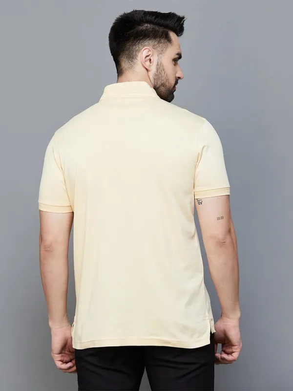 Arrow light yellow casual t shirt in plain