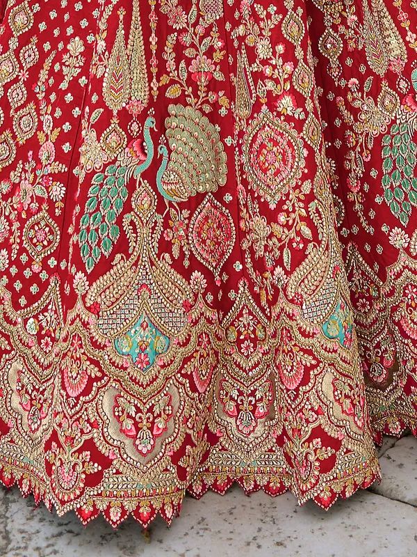 Attractive red unstitched lehenga choli in silk