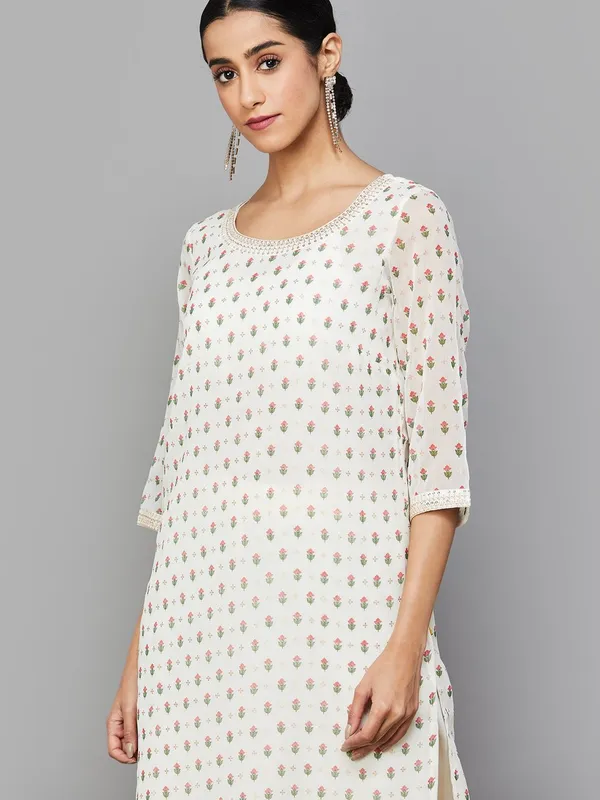 AURELIA white silk printed kurti