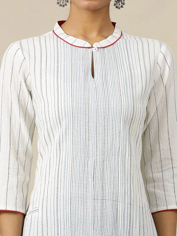 AURELIA white stripe kurti