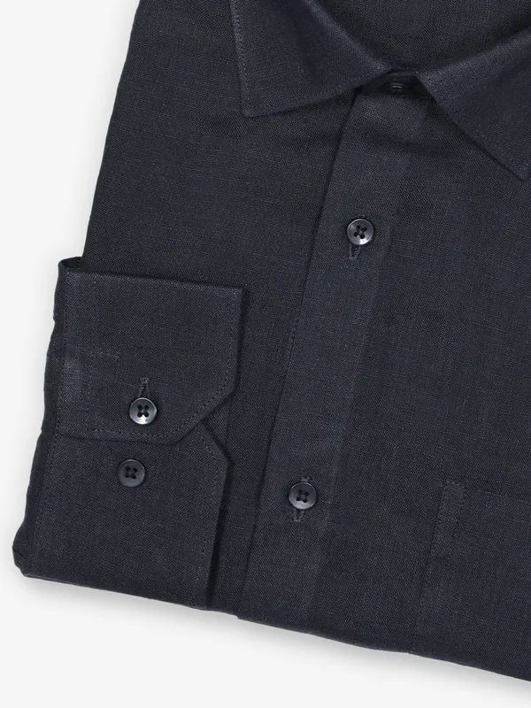 AVEGA black plain linen shirt