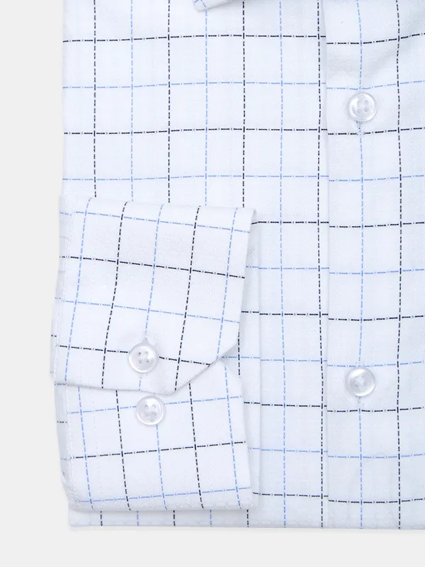 Avega checks style white cotton formal shirt