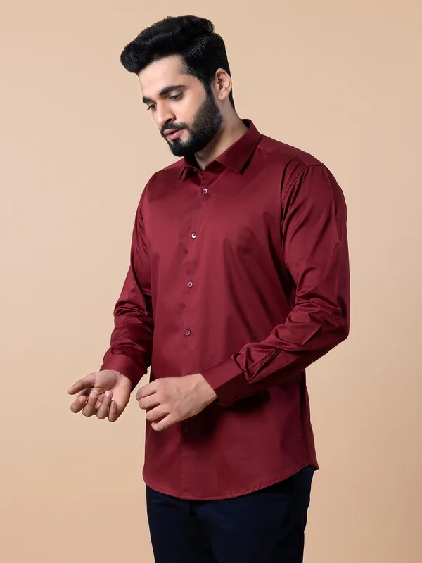 Avega cotton plain maroon shirt