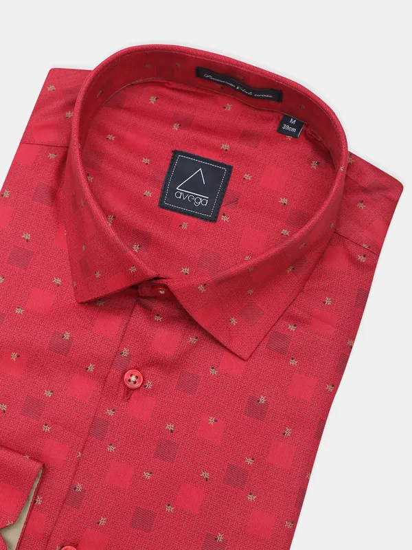 Avega cut away collar magenta printed cotton shirt
