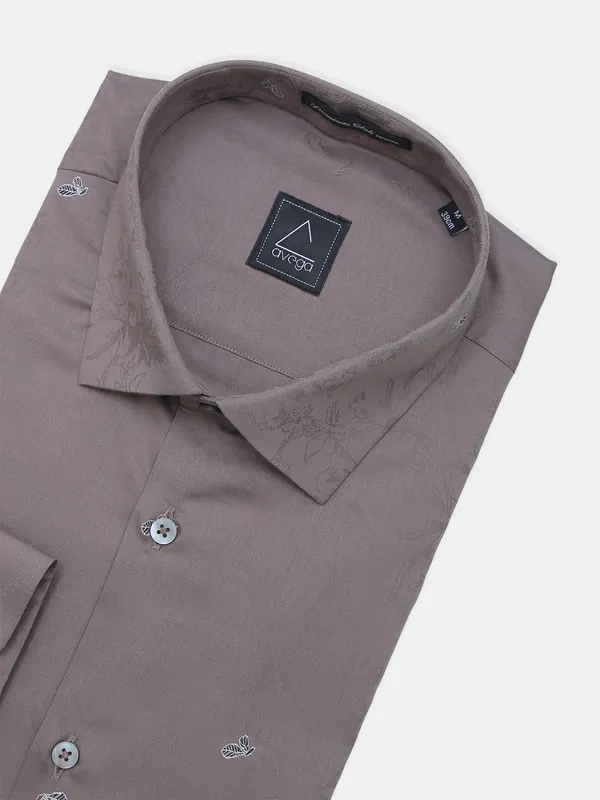 Avega cut away collar solid grey shirt in cotton