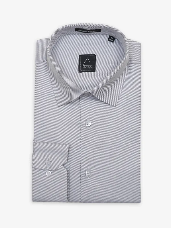 Avega light grey textured shirt