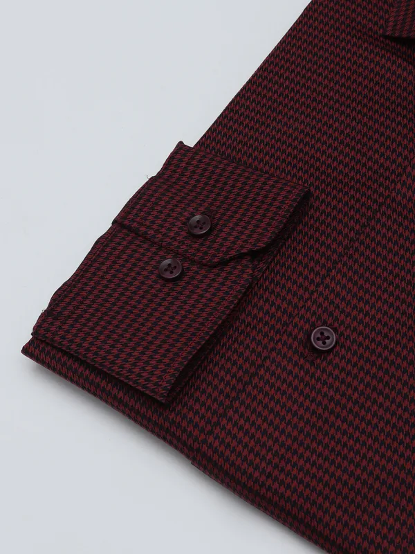 Avega maroon party look shirt