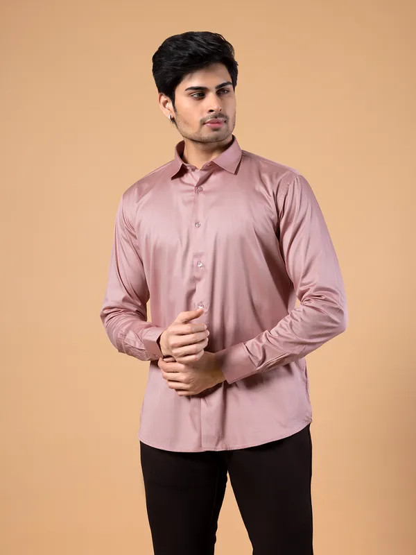Avega pink plain cotton full sleeves shirt