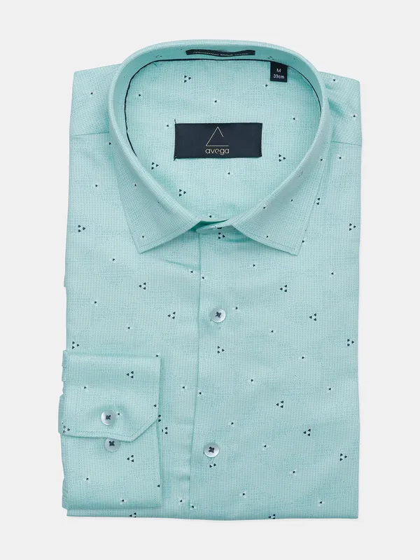 Avega pista green slim fit cotton shirt