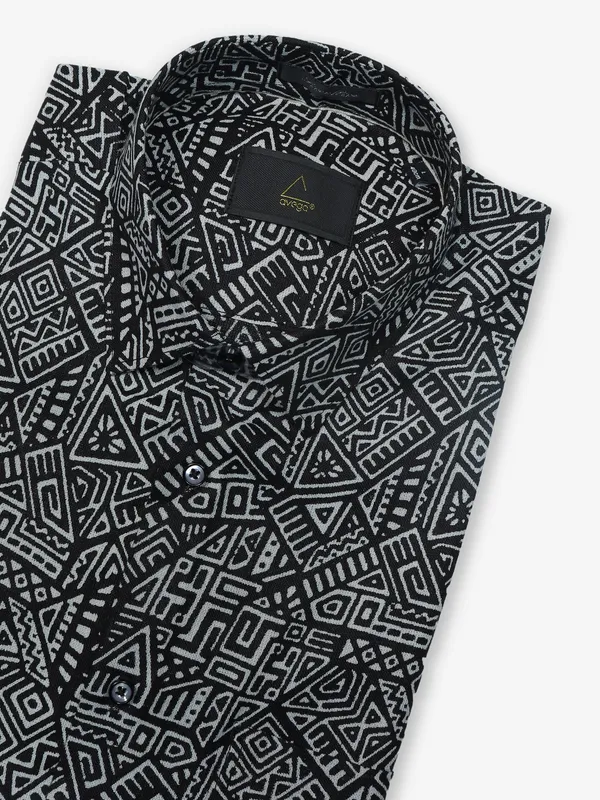 AVEGA printed black linen shirt
