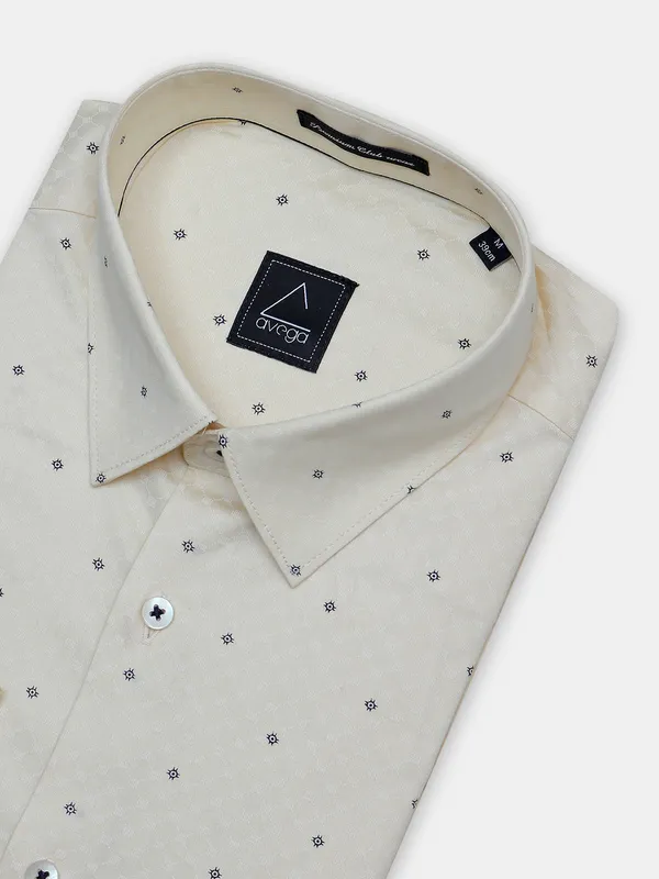 Avega printed cream party shirt for men