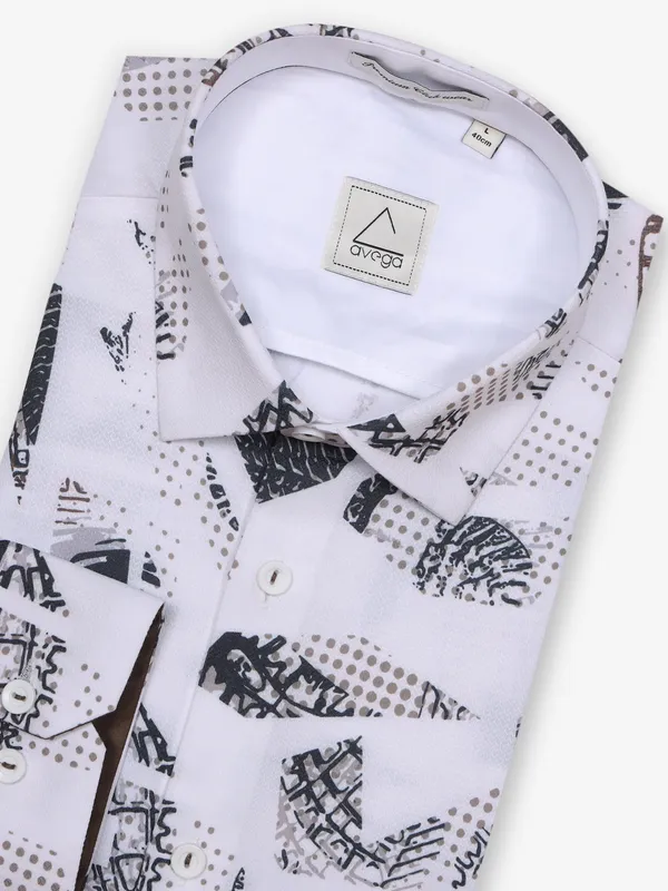 AVEGA white cotton party shirt with print