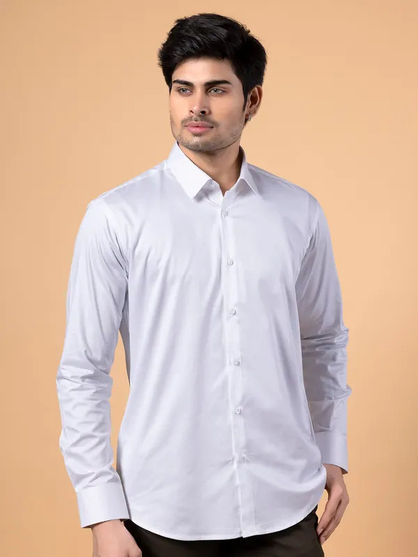 Avega white plain cotton shirt