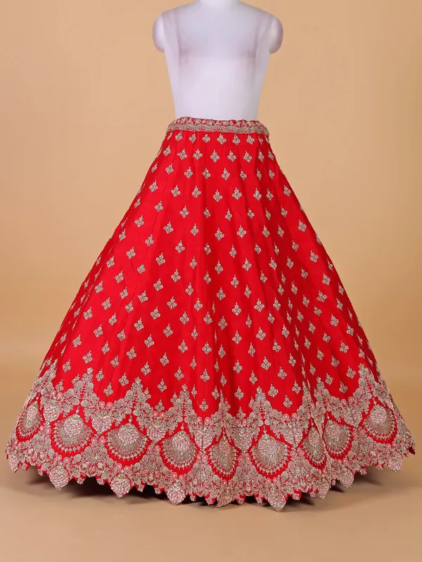 Awesome red raw silk lehenga choli for bridal