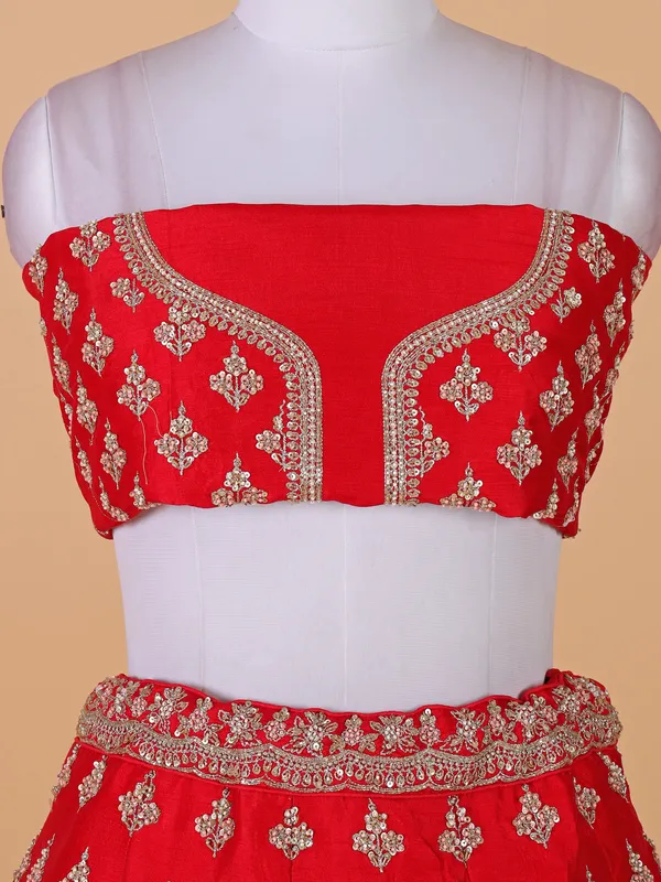 Awesome red raw silk lehenga choli for bridal