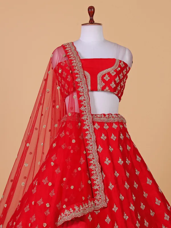 Awesome red raw silk lehenga choli for bridal