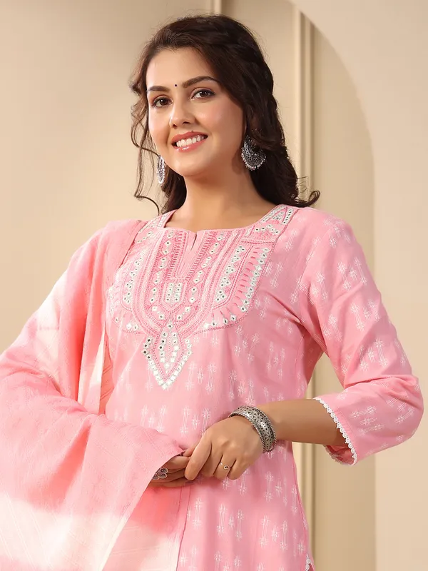 Baby pink casual printed kurti set