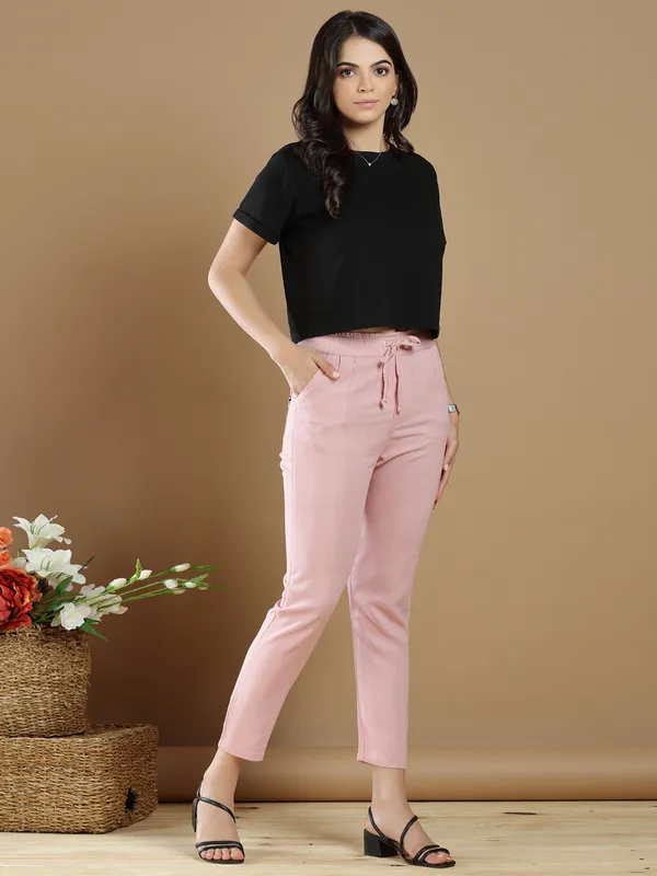 Baby pink linen plain pant for casual wear