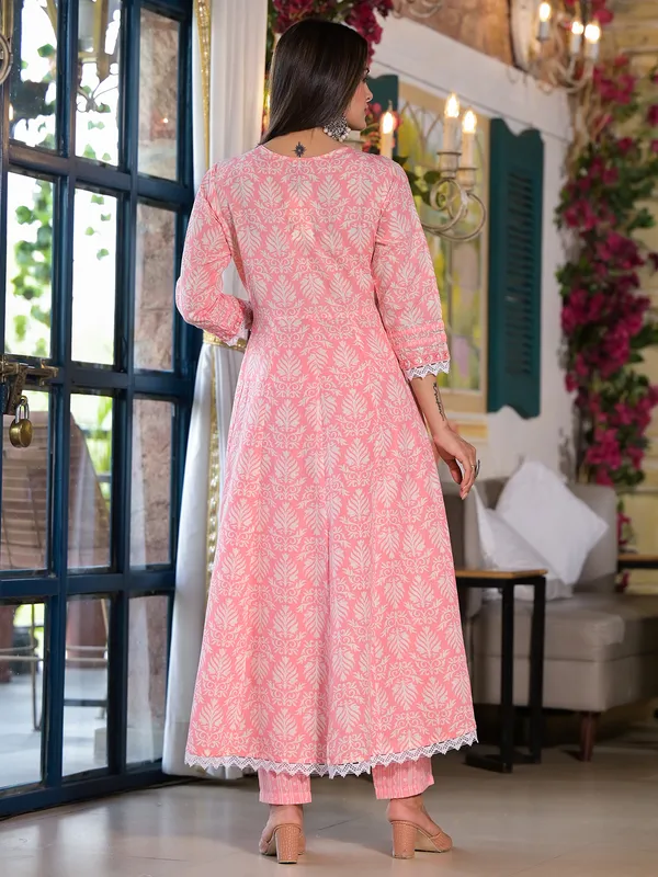 Baby pink printed kurti set with dupatta