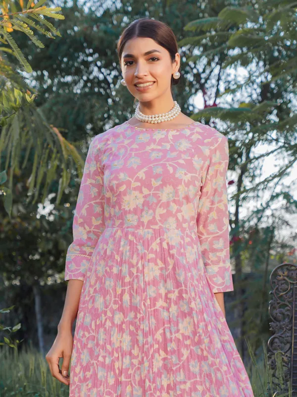 Baby pink printed long kurti