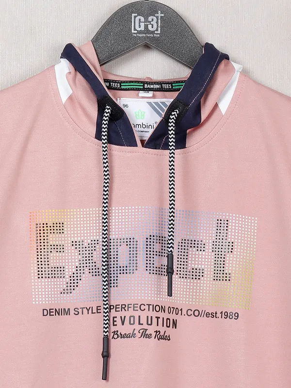 Bambini peach cotton printed hooded t shirt