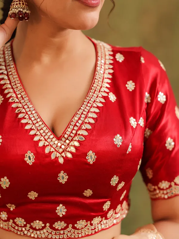 Beautiful beige silk saree for wedding wear