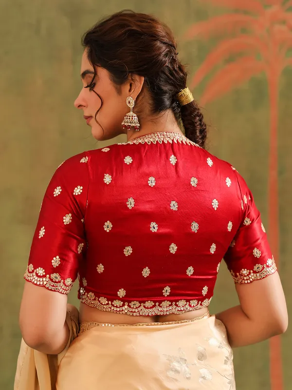 Beautiful beige silk saree for wedding wear