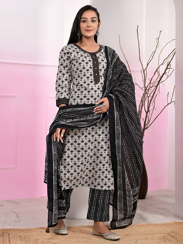 Beautiful light grey cotton kurti set