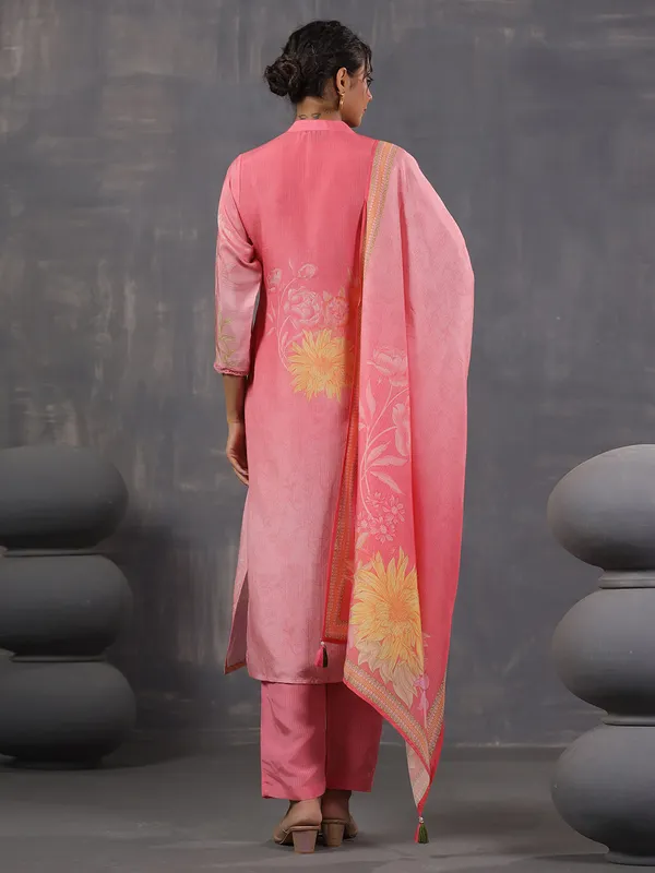 Beautiful pink kurti set in georgette