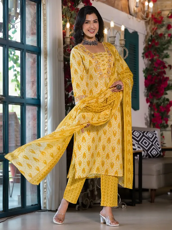 Beautiful yellow printed cotton kurti set