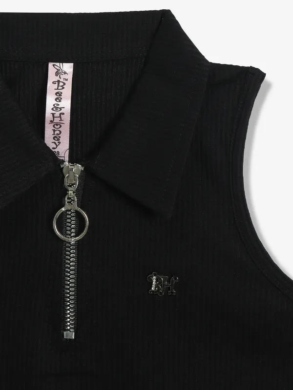 BEE & HONEY black knitted top