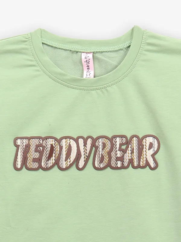 BEE & HONEY pista green crop t-shirt