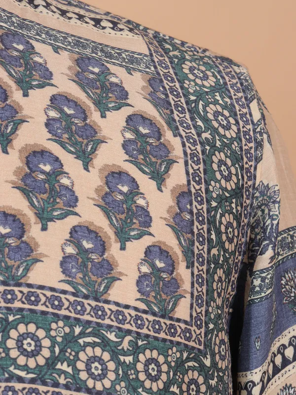 Beige and blue cotton kurta with ethnic print