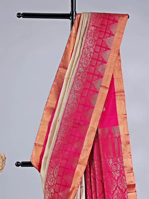 Beige banglori silk saree with subtle zari highlights