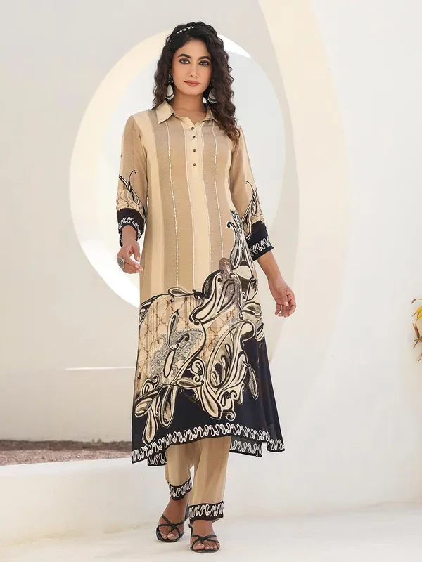 Beige crepe kurti set with sequins work
