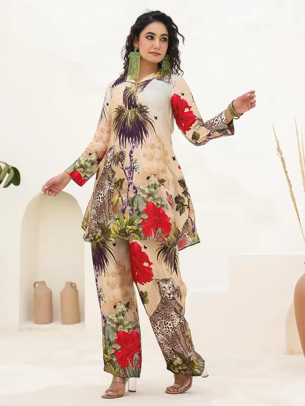 Beige dola silk kurti set with print