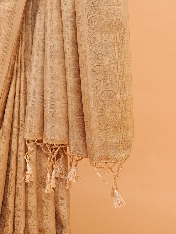 Beige kanjivaram silk zari weaving saree for festive