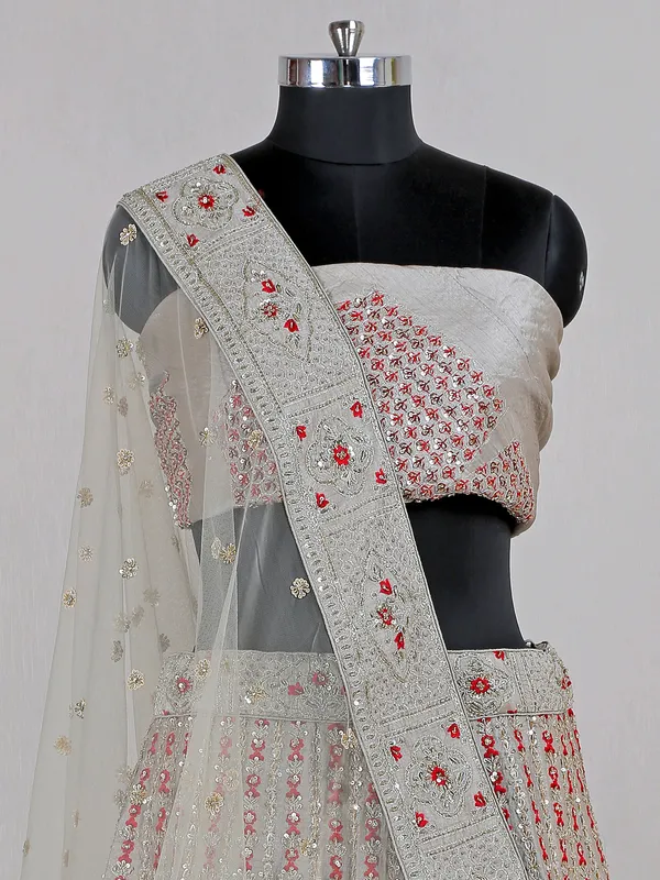 Beige lehenga choli for bridal look in raw silk