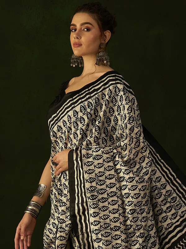 Beige saree in printed bhagalpuri silk