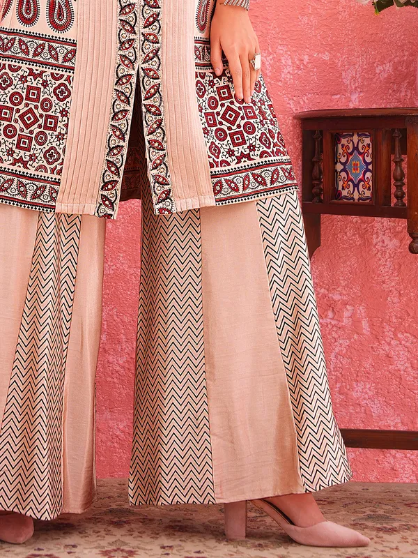 Beige silk printed palazzo suit with classic round neckline