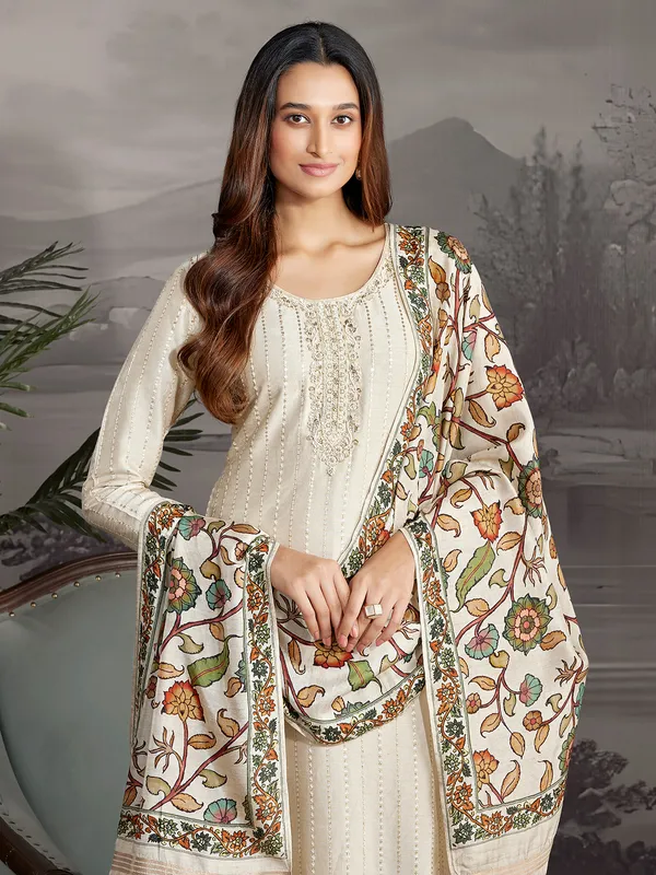 Beige silk salwar suit with dupatta for women