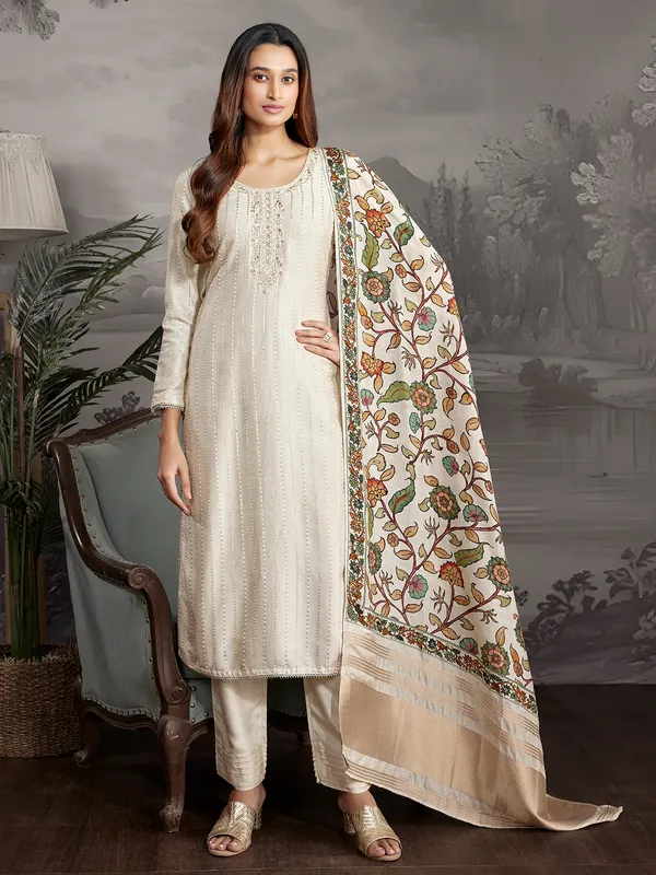 Beige silk salwar suit with dupatta for women