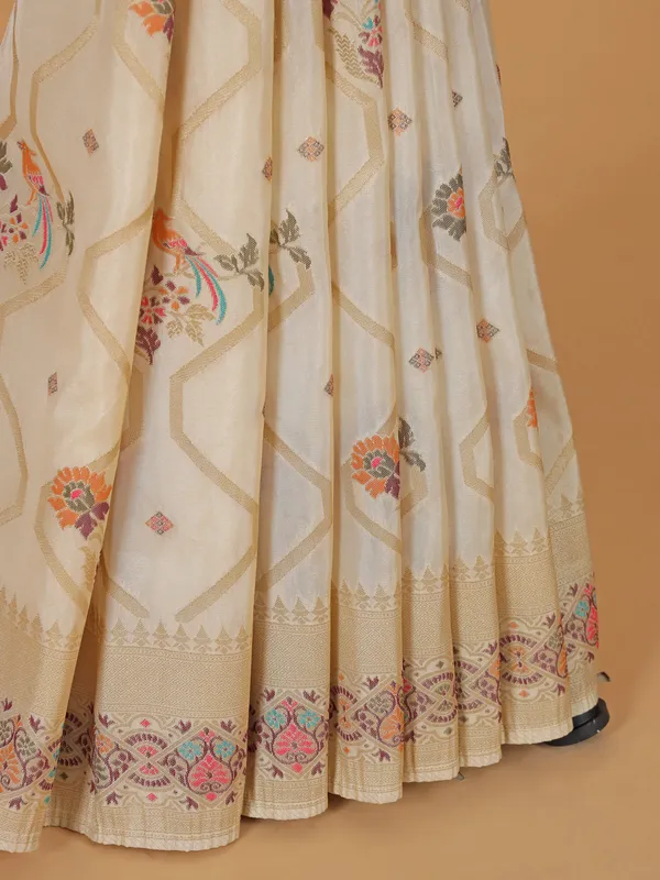 Beige silk saree attractive motifs