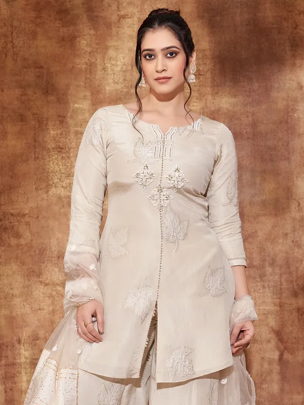 Beige silk sweetheart palazzo suit with thread and sequins work