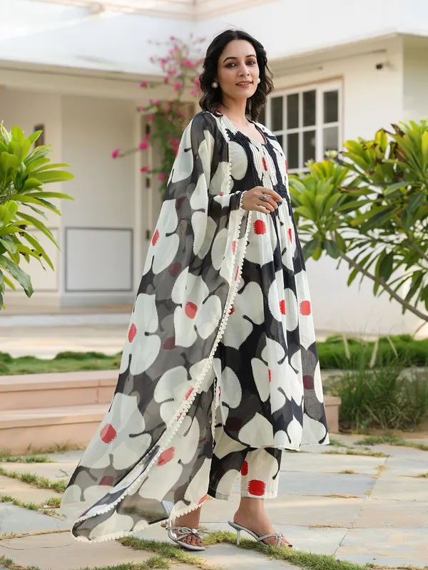 Black and white cotton kurti set