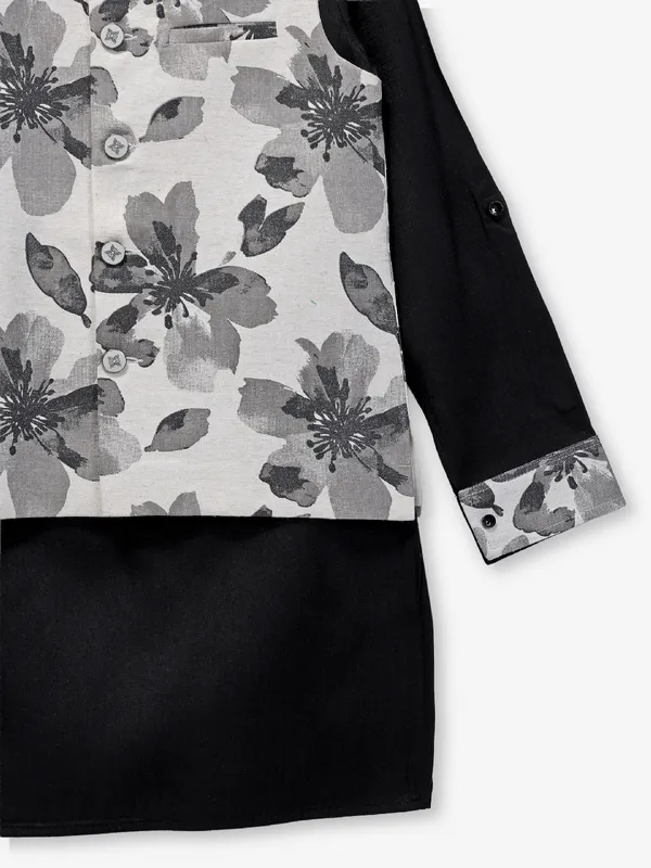 Black and white cotton printed waistcoat set