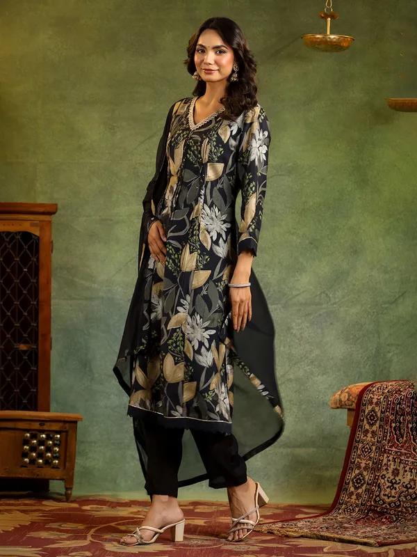 Black beauty straight kurti with printed dupatta