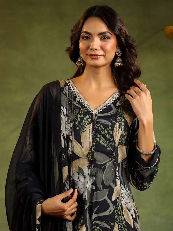 Black beauty straight kurti with printed dupatta