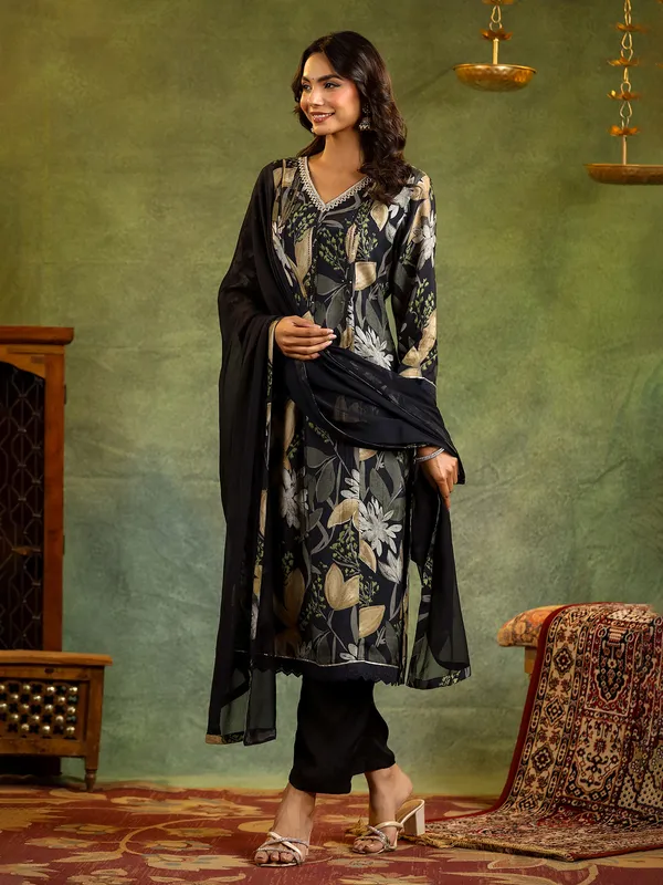 Black beauty straight kurti with printed dupatta